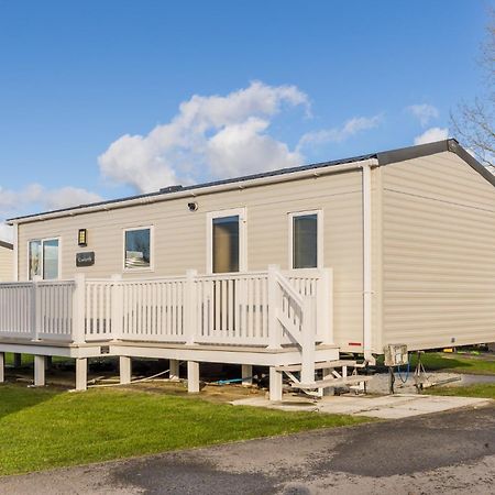 Club Tropicana Poole Exterior photo