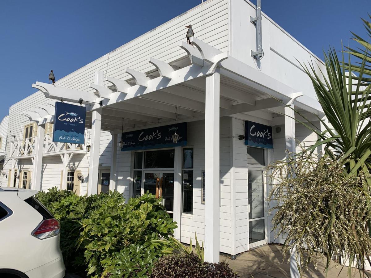 Club Tropicana Poole Exterior photo